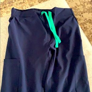 Navy blue scrub pants ax. Brand Mint (stretch).